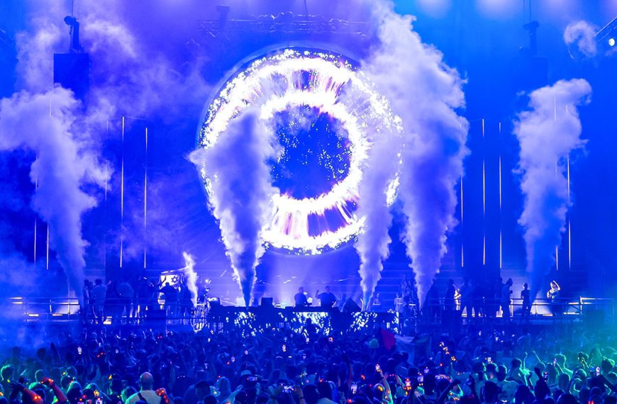 Black Coffee, dj-ul desemnat Man of the Year în 2023, completează line up-ul ediției 2024 a festivalului UNTOLD