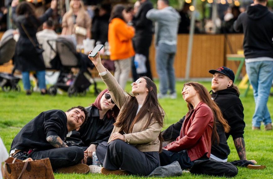 PICNIC revine la Cluj-Napoca: un weekend cu muzică live, DJ-i și relaxare pe Plaja Grigorescu