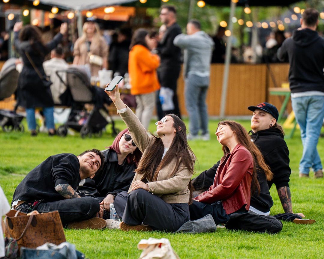 PICNIC revine la Cluj-Napoca: un weekend cu muzică live, DJ-i și relaxare pe Plaja Grigorescu