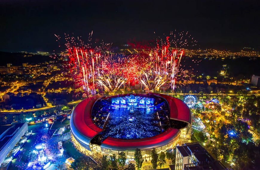 UNTOLD anunță line-up-ul final. Nume noi pe scenele festivalului și o premieră: MEDUZA 3Live pentru prima dată în România